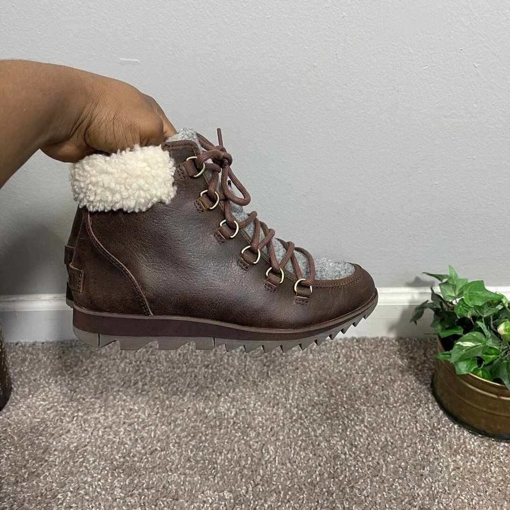 Sorel Harlow Lace Cozy Ankle Boot Burro Waterproof Brown Leather Women's Size 6